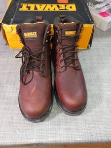 lot 54 image: Mens Axle Waterproof 6 in. Work Boots - Soft Toe - Walnut Pitstop Size 11(Wide) by DEWALT- open box not used