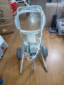 lot 83 image: GRACO AIRLESS SPRAY MACHINE- used- not tested