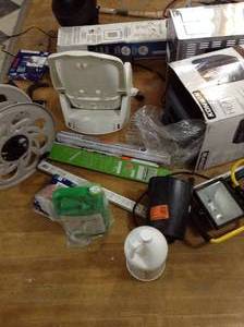 lot 69 image: Mixed lot of miscellaneous items