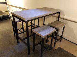 Pub Table Set