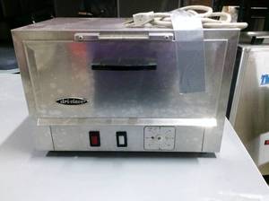 lot 25 image: MSRP $1000 Dri-Clave Dry Heat Sterilizer ONE JUST SOLD ON EBAY $400SHIP - EXCELLENT WORKING CONDITION MISSING CONTROL KNOB...DOES NOT AFFECT FUNCTION CAN BE PURCHASED ONLINE
