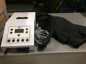 lot 30 image: WOW MSRP $2500 Vascular Enhancement System VES 5200 Provides Intermittent Pneumatic Compression Treatment of Lymphodema, Venous Insufficiency and Chronic Wounds - GREAT WORKING CONDITION