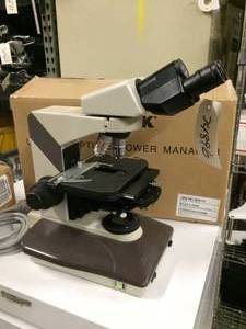 lot 52 image: WOW SELLING ONLINE USED $2500 Nikon Labophot-2 POWER LIGHT UP Binocular Phase Contrast Microscope&nbspWith 2 Objectives - Great Condition
