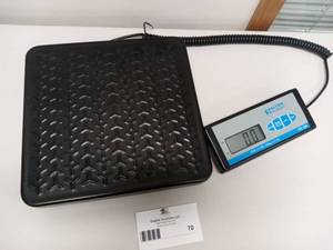 lot 70 image: Salter Brecknell PS-150 Basic Shipping Scale