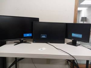 lot 79 image: 27 Acer G276HL - LED monitor - Full HD (1080p),  24 Samsung S24C450DW - SC450 Series - LED monitor, & 20 Dell E2014H - LED monitor (Valued $500)