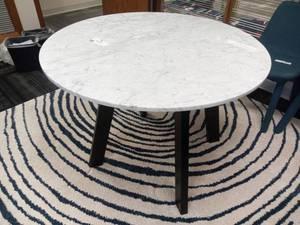 lot 6 image: 42 Elegant Round Marble Table with Metal Base