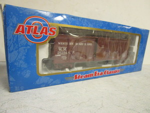 lot 306 image: ATLAS O STEAM ERA CLASSICS WESTERN MARYLAND BOX CAR - NEW
