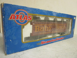 lot 311 image: ATLAS O STEAM ERA CLASSICS BABY RUTH REFRIGERATOR CAR - NEW