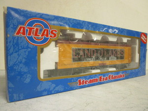 lot 313 image: ATLAS O STEAM ERA CLASSICS LAND O LAKES REFRIGERATOR CAR - NEW