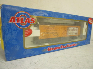 lot 326 image: ATLAS O STEAM ERA CLASSICS BABY RUTH REFRIGERATOR CAR - NEW