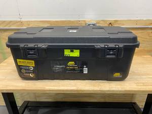 PLANO Sportsmans Trunk, Black 111 Quart w Wheels