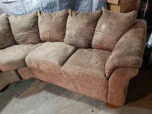 lot 2 image: Sectional Chair and Ottoman