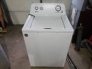 lot 23 image: Amana Washing Machine