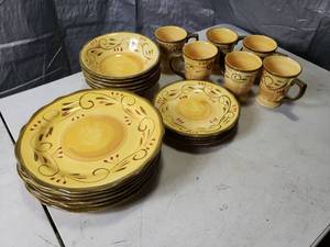 lot 37 image: Matching Set of Plates, Bowls and Cups