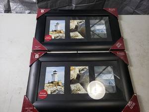 lot 41 image: Matching Pair of Picture Frames