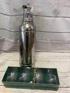 lot 90 image: Vintage Stanley Super Vac Thermos & 4 Loon Glasses