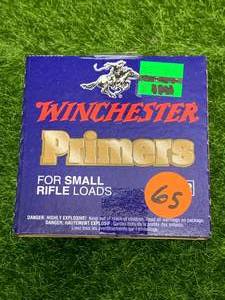lot 65 image: 100ea Small Rifle Primers (no shipping)