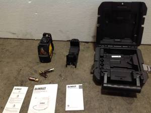 lot 49 image: Dewalt 165 ft. Green Self-Leveling Cross Line Laser Level with (3) AAA Batteries & Case customer return see pictures
