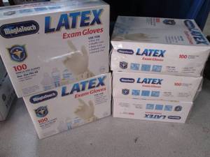 lot 71 image: 5 Boxes of Latex Exam Gloves One Si...