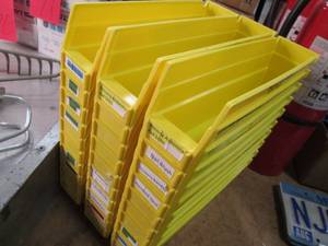 lot 75 image: Large Lot of 19oz Yellow Parts Bin ...
