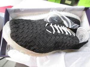 lot 101 image: Womens Dress shoes Size 10...