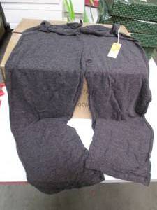 lot 112 image: Resellers Delight All Same Style, ...