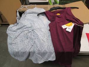 lot 122 image: Resellers Delight Box lot of Women...