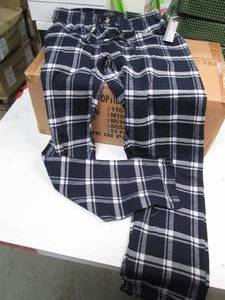 lot 132 image: Resellers Delight Box lot of Women...