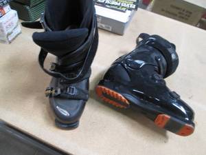 lot 98 image: Womens Rossignol Resound Cockpit Sk...