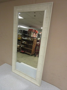 lot 818 image: BENTLEY WHITE DRIFTWOOD-STYLE MIRROR, 25 x 46