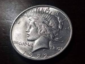 1922-D PEACE SILVER DOLLAR UNC