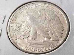1943-D WALKING LIBERTY HALF DOLLAR AU