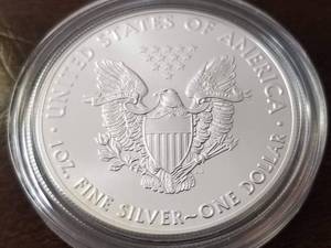 2017 AMERICAN SILVER EAGLE 1 TROY OZ. .999 FINE SILVER IN AIRTITE