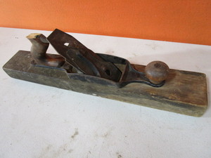 lot 82 image: Vintage Wood Planes
