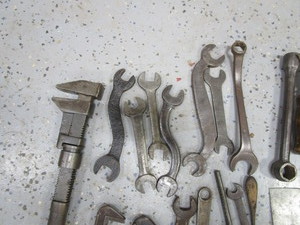 lot 85 image: Vintage Tools