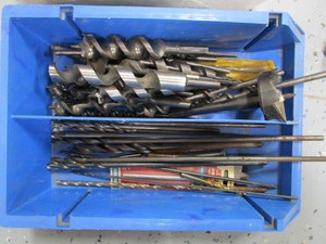lot 96 image: Lot of Drill Bits