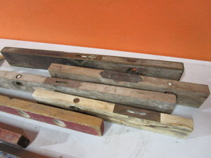 lot 106 image: Vintage Levels & Wood Bits