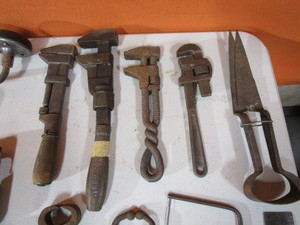 lot 181 image: Vintage Tools