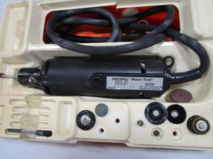lot 195 image: Dremel Tools & Accessories