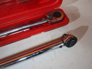 lot 127 image: Torque Wrenches