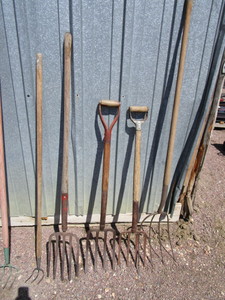 lot 235 image: Hand Tools