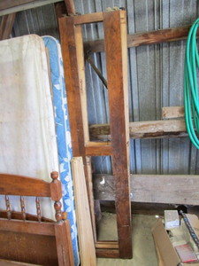 lot 248 image: Twin Bed