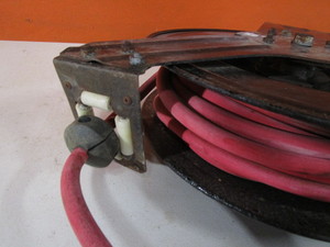 lot 5-B image: Compressed Air Hose Reel
