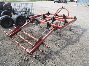 lot 10-B image: 3 Point 6 Chisel Plow wHarrow