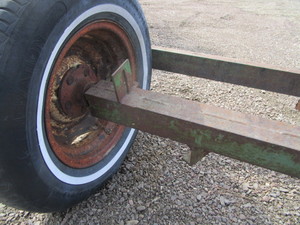 lot 20-E image: 40 Trailer Axles