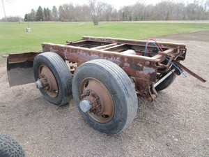 lot 10-E image: Semi Trailer Spring Ride Running Gear