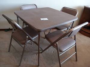 lot 22 image: Vintage 1950s Samsonite Folding Card Table W Matching Padded Chairs