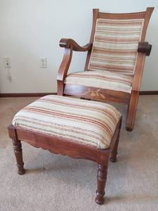 lot 04 image: Vintage 1940s Armana Colonies Arm Chair W Ottoman
