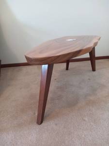 lot 38 image: Vintage 1960s Monkey Pod Wood Coffee Table Made in Hawaii