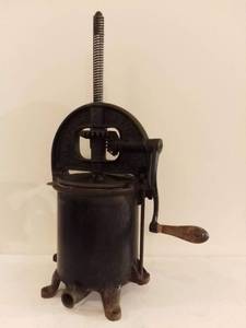 lot 168 image: Antique Vintage 1900s Cast Iron Sausage Stuffer (Valued $250)